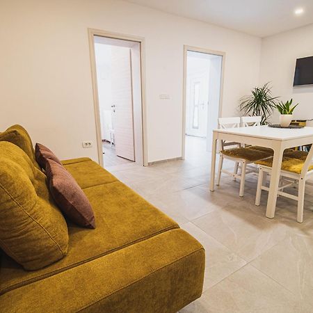 Gotar Apartment With Garden コバリード エクステリア 写真