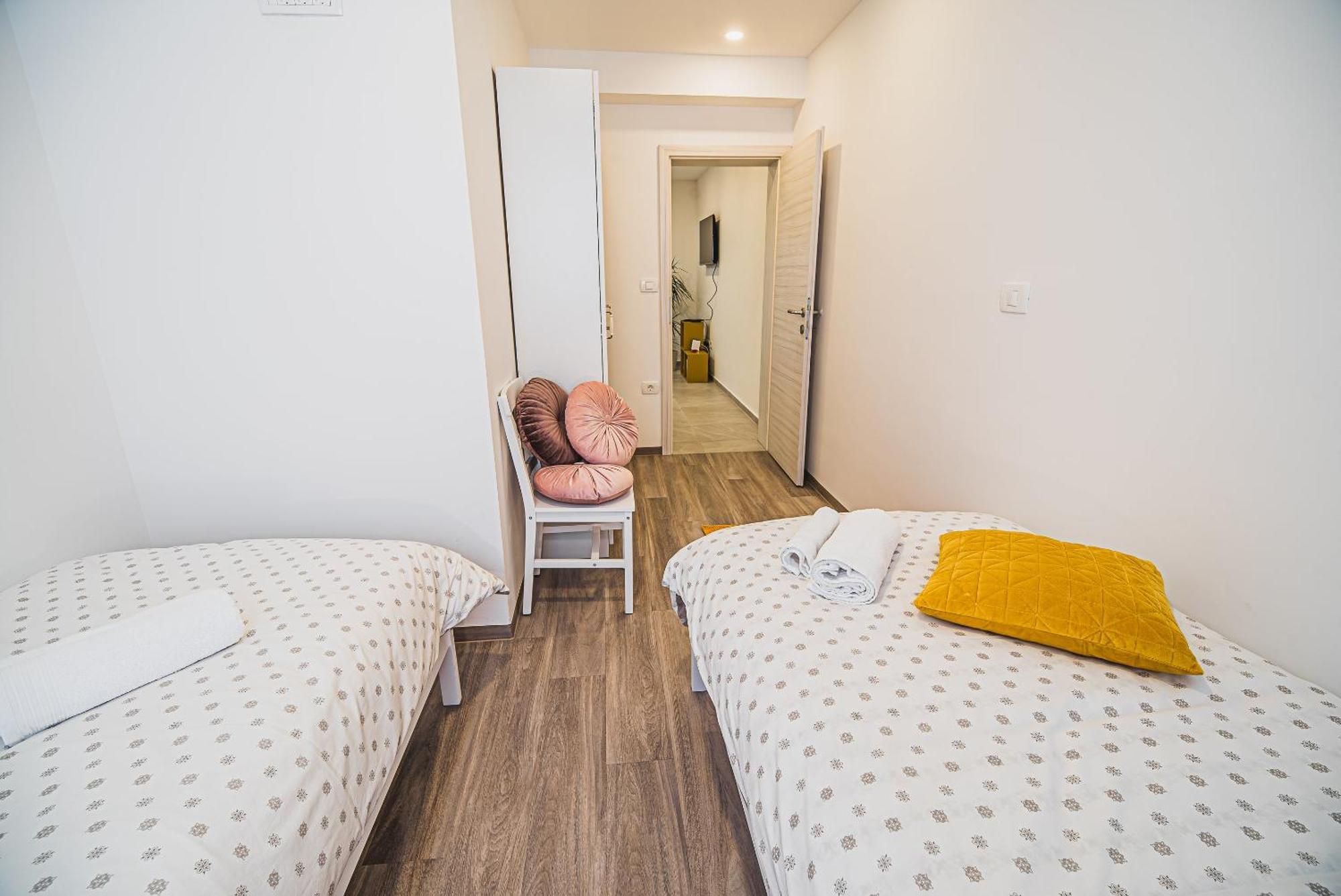 Gotar Apartment With Garden コバリード エクステリア 写真